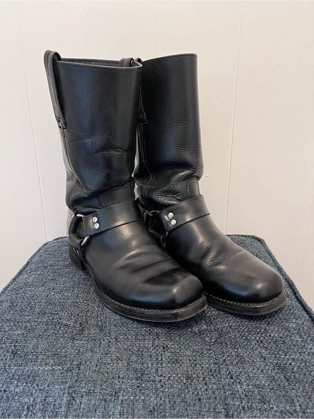 Frye Harness 12R Black Boots